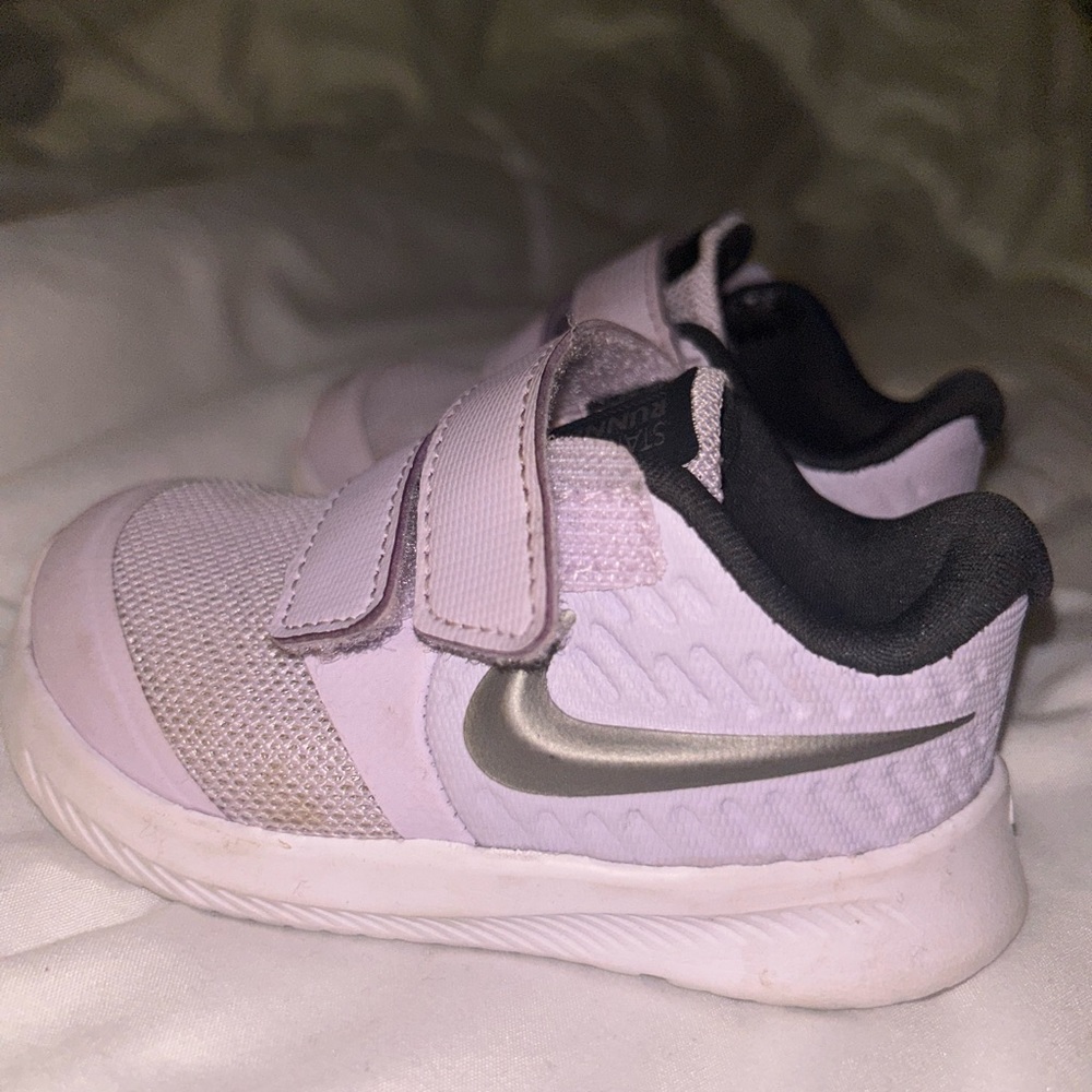 Nike toddler size 5